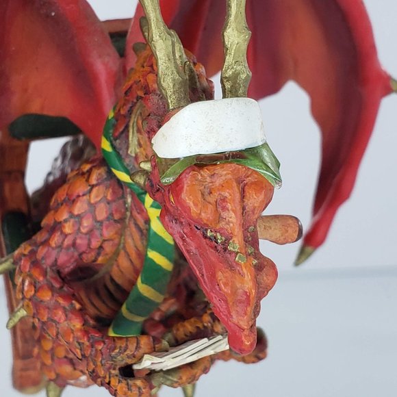 Hamilton Collection Dragon Hold Em Or Fold Em Holding Harry Figurine Poker *FLAW - Picture 9 of 9